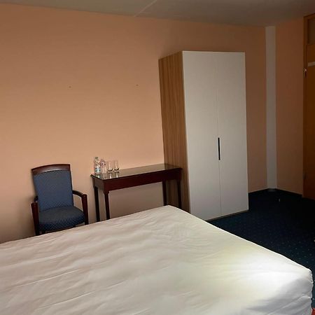 Eventhaus Aparthotel Panzweiler Ngoại thất bức ảnh