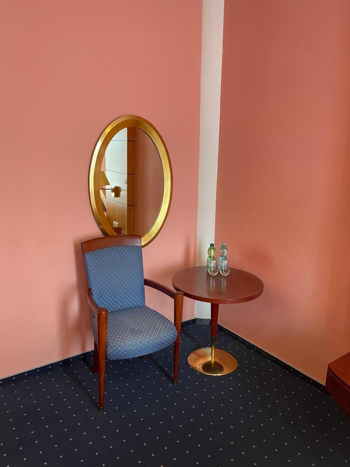 Eventhaus Aparthotel Panzweiler Ngoại thất bức ảnh