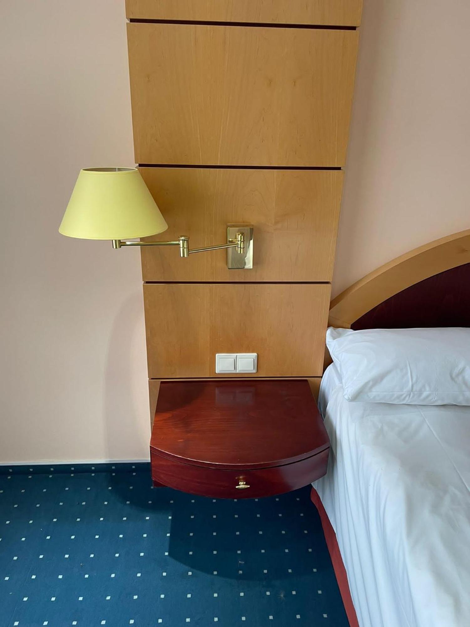 Eventhaus Aparthotel Panzweiler Ngoại thất bức ảnh