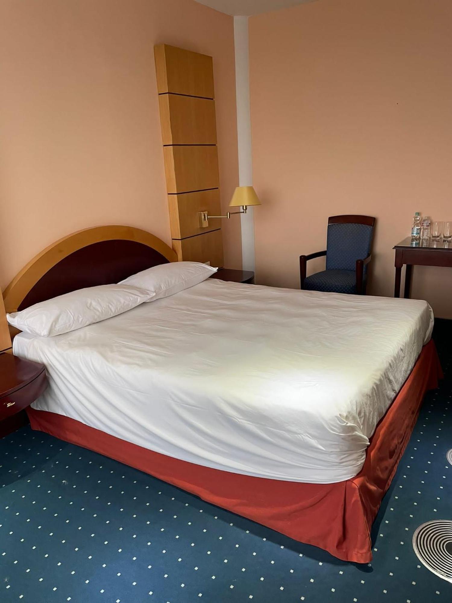 Eventhaus Aparthotel Panzweiler Ngoại thất bức ảnh