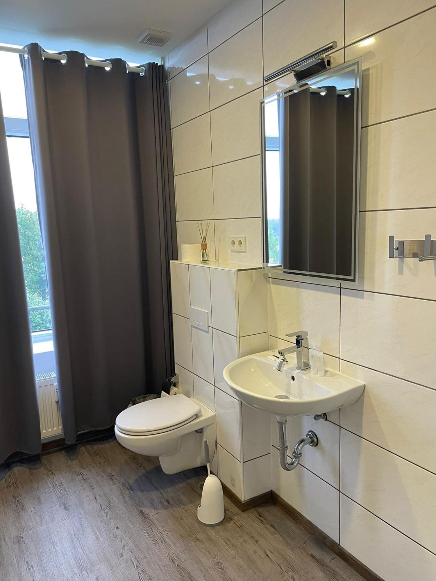 Eventhaus Aparthotel Panzweiler Ngoại thất bức ảnh