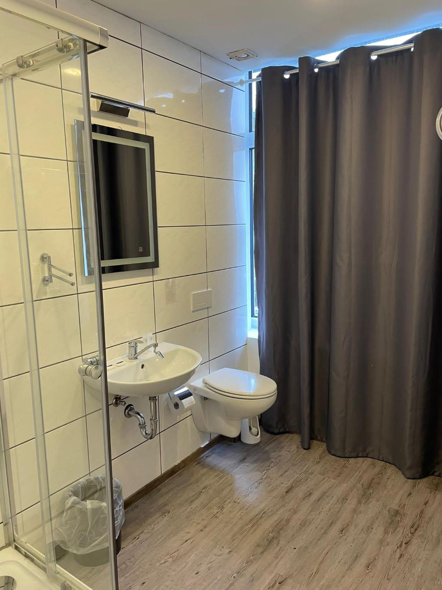 Eventhaus Aparthotel Panzweiler Ngoại thất bức ảnh