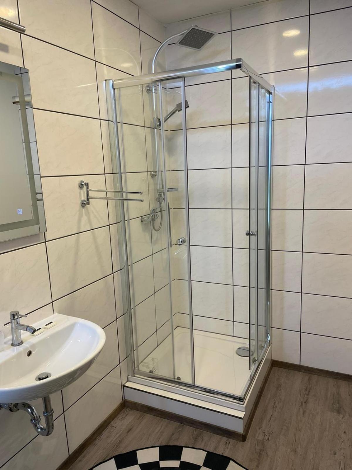 Eventhaus Aparthotel Panzweiler Ngoại thất bức ảnh